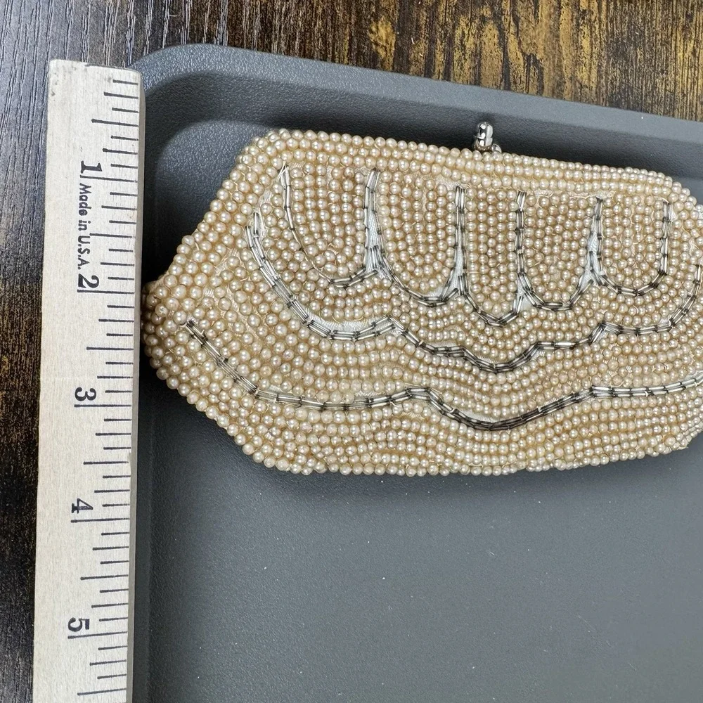 Vintage Beaded Kisslock Clutch‎ Made in Japan Pearl Glass Bead Evening Bag